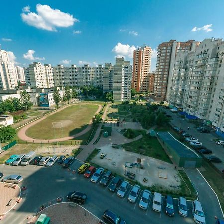 Люкс Апартаменты С 3 Комнатами Княжий Затон Kiev Esterno foto